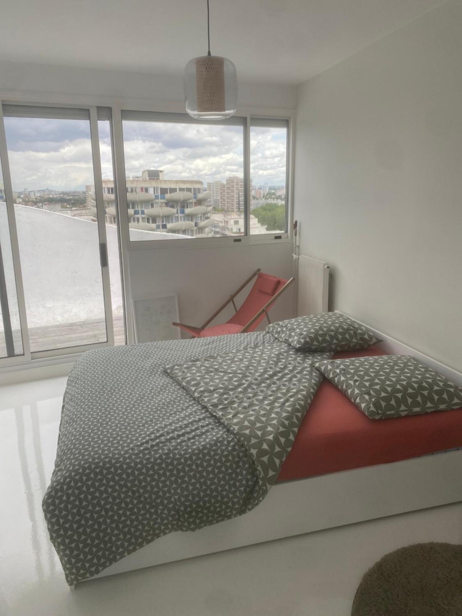 14Eme Et Der Etage "Arty" Avec 2 Chambres Et Vue Panoramique ! Créteil Eksteriør bilde