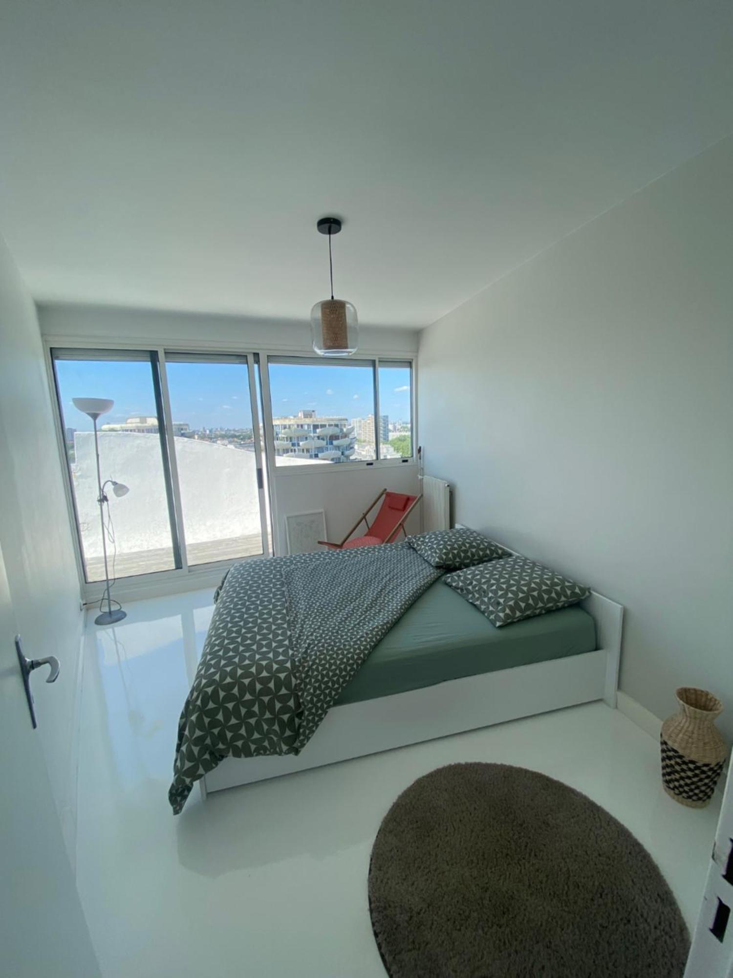 14Eme Et Der Etage "Arty" Avec 2 Chambres Et Vue Panoramique ! Créteil Eksteriør bilde